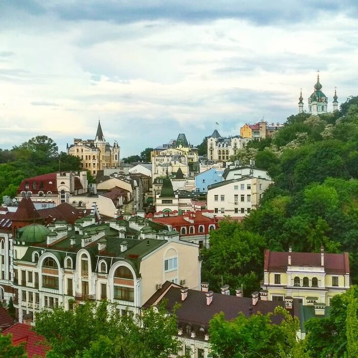 Fabulous Andriyivsky Descent And Vozdvyzhenka
