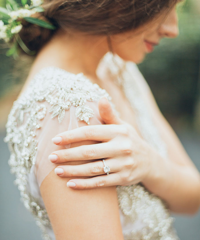 Bridesmaid Finds Out Bride Pocketed $7k From Bridal Party, Exposes Her In A Group Chat