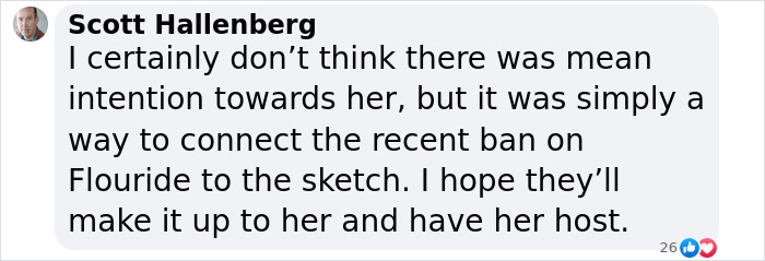 Text comment discussing Aimee Lou Wood's reaction to SNL skit mockery.